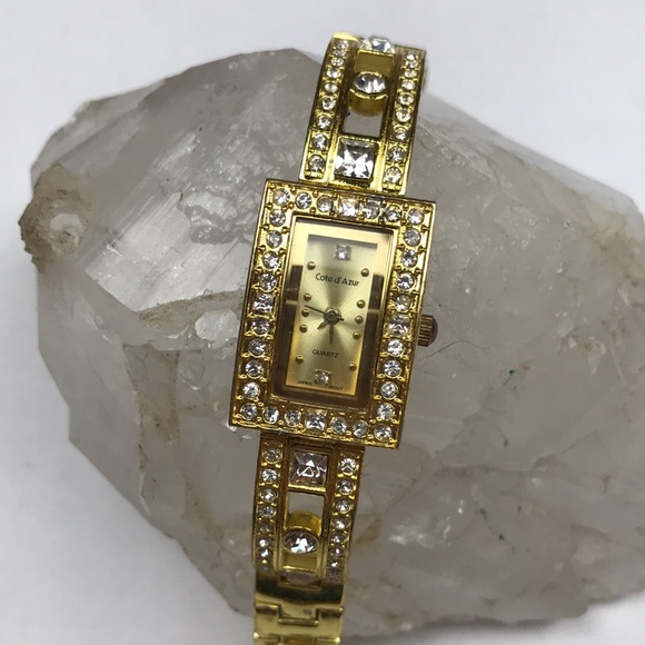 Vintage yellow gold rhinestone watch quartz Japan